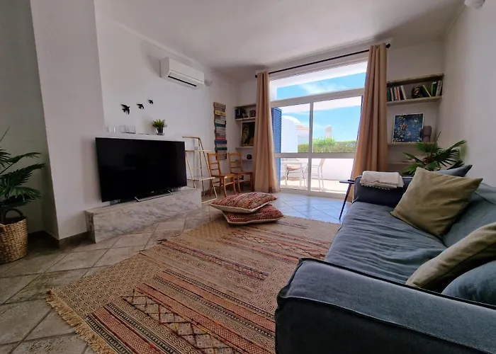 Windmill Hill * Albufeira